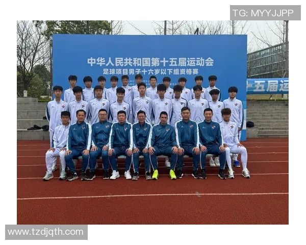 重庆足球队在比赛经验上创新高引领全国足球发展新趋势 重庆足球队在比赛经验上创新高引领全国足球发展新趋势